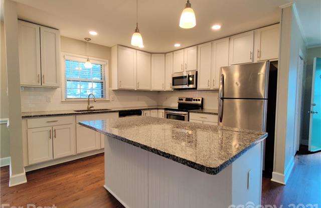 6916 Highbrook Drive Gallery 3