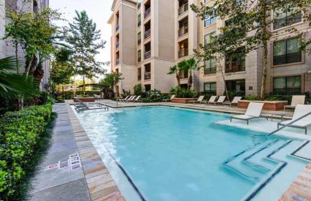 2901 West Dallas - 2901 West Dallas Street, Houston, TX 77019