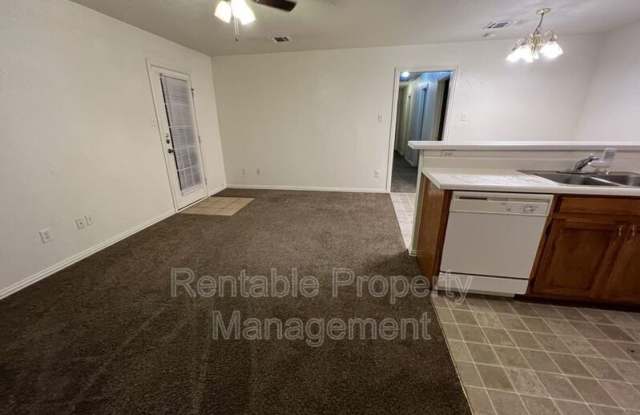 1104 Turkey Creek Ct Gallery 2