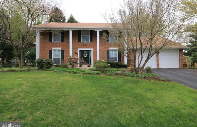 11 HEARTHSTONE COURT - 11 Hearthstone Court, Rockville, MD 20854