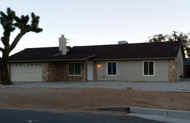 SUPER CUTE 3 BEDROOM HESPERIA HOME photos photos