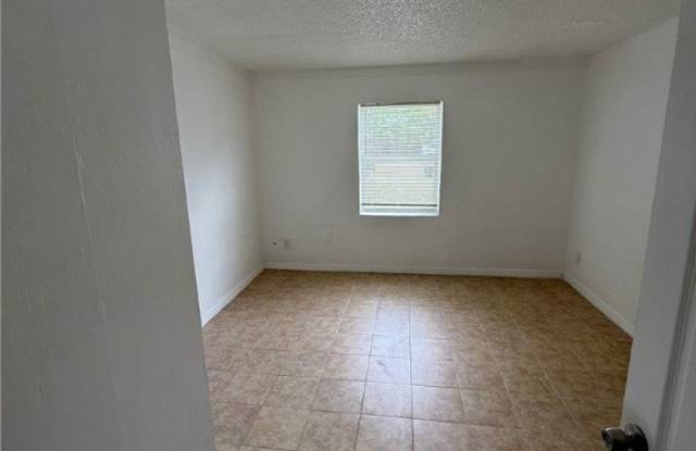 3055 2nd Street unit: 4 photos photos
