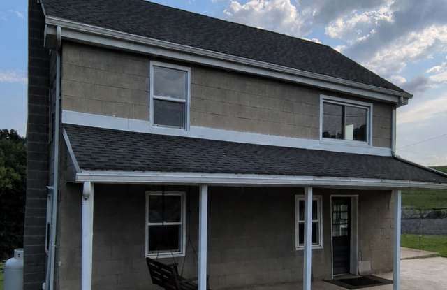 Renovated Farm Home in Felton photos photos