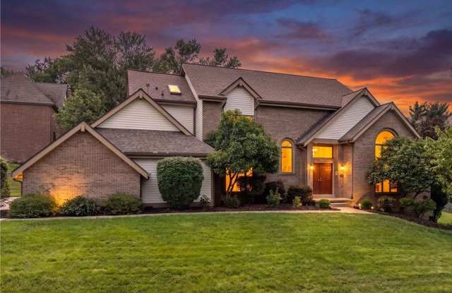 2501 Birchwood Ct Gallery 2