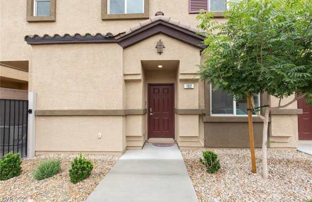 4740 Blaise Avenue photos photos