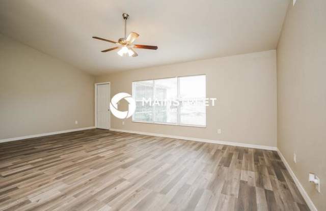 3748 Northeast 15th Place Gallery 2