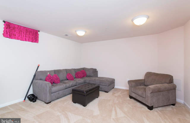 225 STAYSAIL DRIVE Gallery 4