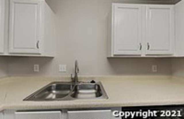 7030 Hallie Ridge Gallery 3