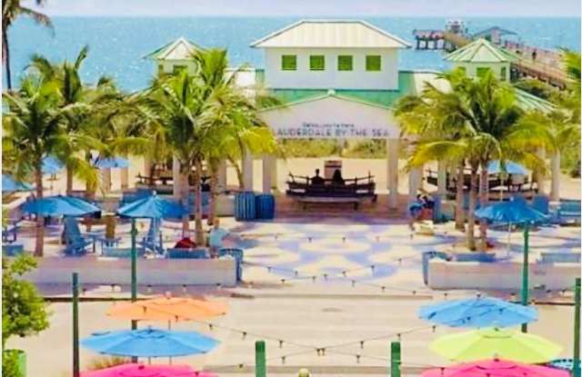 229 E Commercial Boulevard unit: 2 photos photos