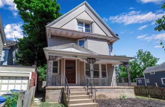 305 Parkdale Ave photos photos