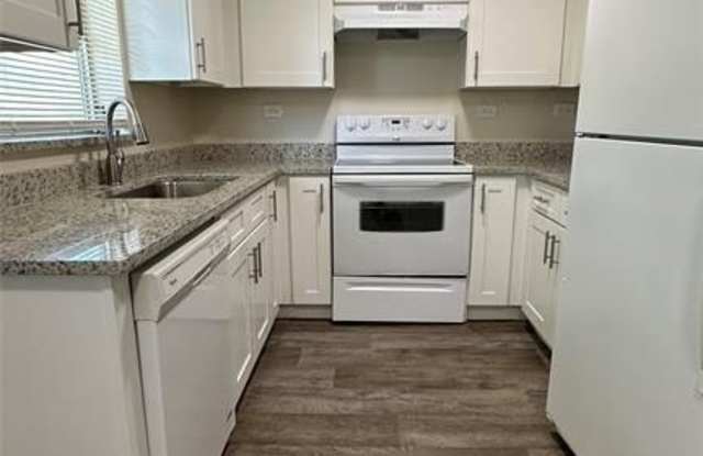 417 SE 12th Ct photos photos