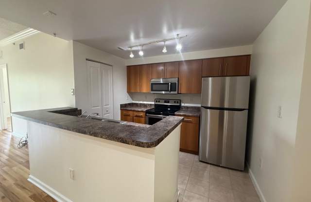 5800 W Sample Gallery 3