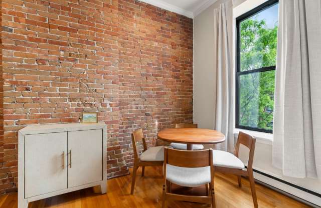 17 Dwight Street Gallery 3