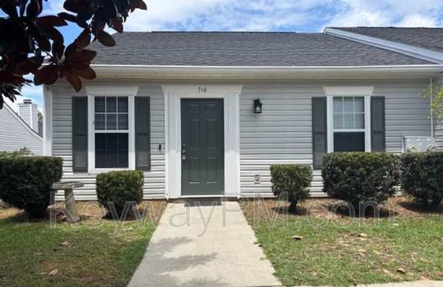 710 Faircloth Court photos photos