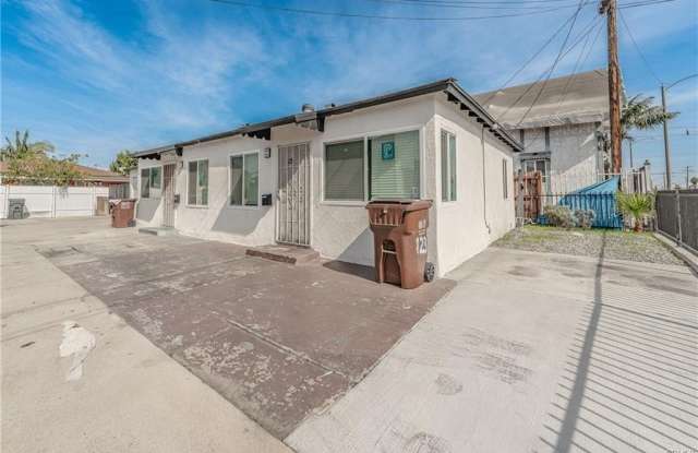 123 E Alondra Boulevard photos photos