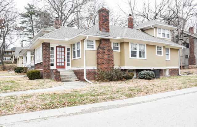 5425 Holmes Street - 5425 Holmes Street, Kansas City, MO 64110