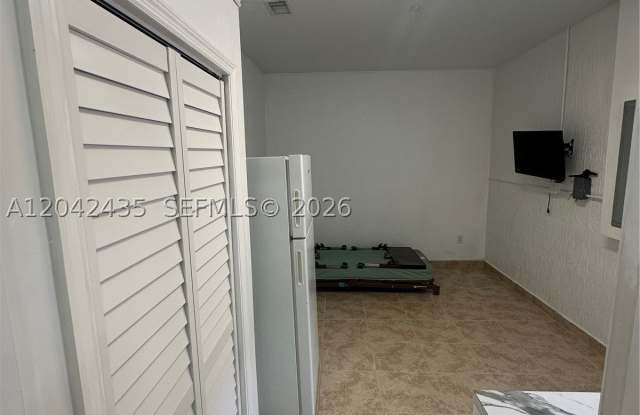 13413 SW 281st Ter Gallery 3