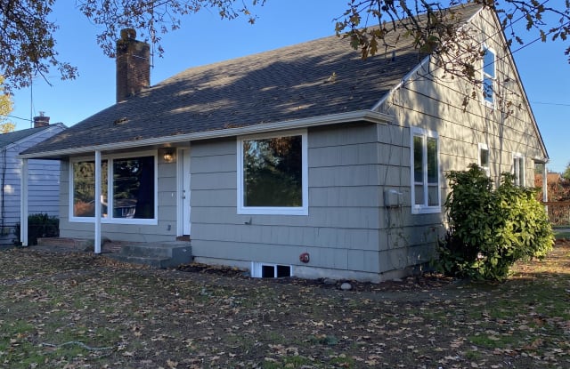 13211 'C' St S - 13211 C Street South, Parkland, WA 98444