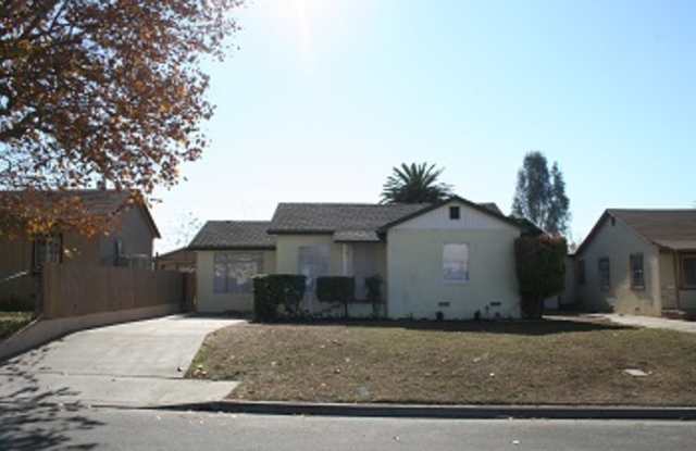 Cute 2 bed/1 bath NE Bakersfield - 923 Water Street, Kern County, CA 93305 Cute 2 bed/1 bath NE Bakersfield - 923 Water Street, Kern County, CA 93305