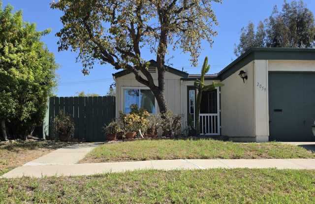2BR/2BA Condo with Private Yard For Rent in Spring Valley Gallery 1