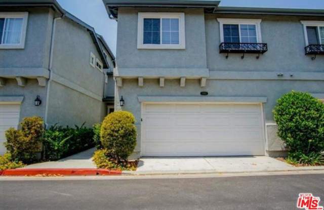 17871 BALSAM Court Gallery 3