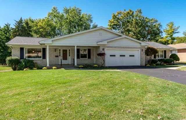 4121 Crosby Street - 4121 Crosby Street, Rockford, IL 61107