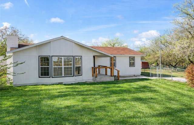 5748 N Graham Road photos photos