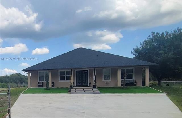 675 N Romero photos photos