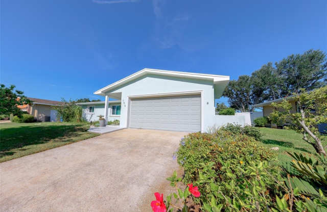 196 OVERBROOK Drive E Gallery 1