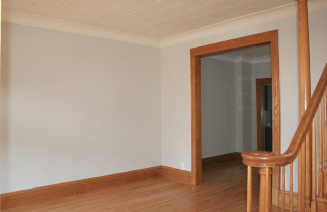17 South Madison Avenue Gallery 4