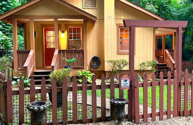 Completely Furnished Rental, 2 Bedrooms in a super convenient location. EV Charger already installed! photos photos