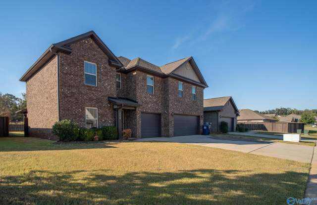 276 Fenrose Drive Gallery 2