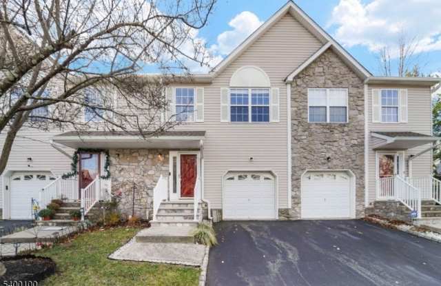 13 Jill Ct photos photos