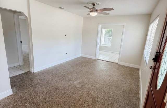 2119 W HENRY Avenue Gallery 3
