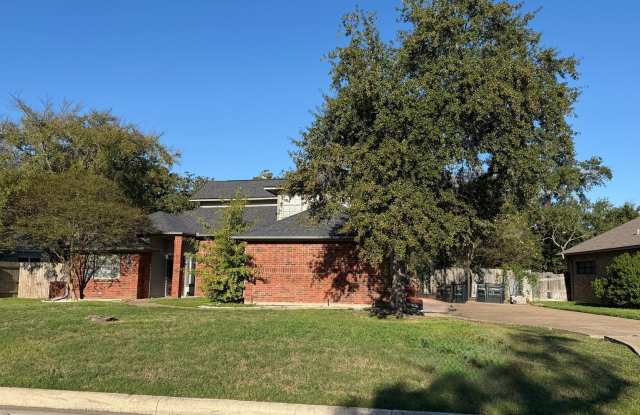 AUGUST PRE-LEASE!  Fantastic College Station 4 Bedroom 2 Bathroom Home Gallery 1