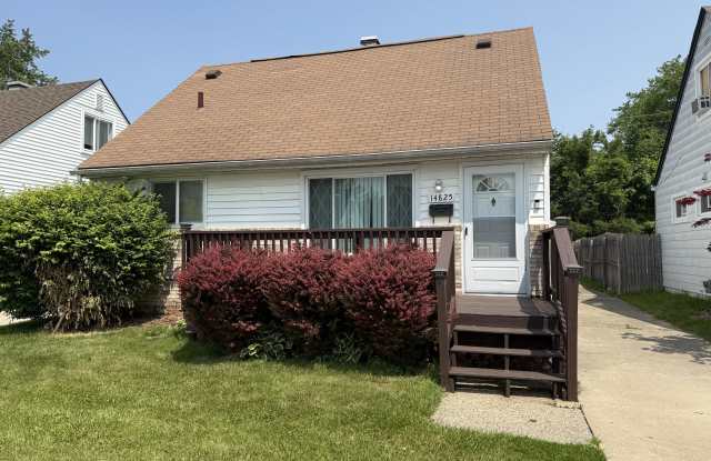 14825 Alberta Ave photos photos