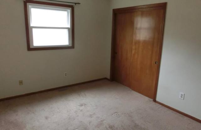 1593 Waterstone Ct Gallery 4
