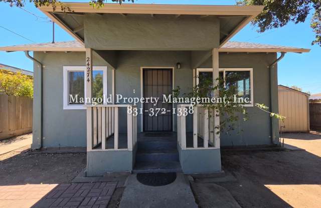 Charming Home Located in Quiet Neighborhood Gallery 1