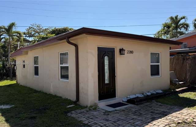 2280 NE 136th St photos photos 2280 NE 136th St photos photos