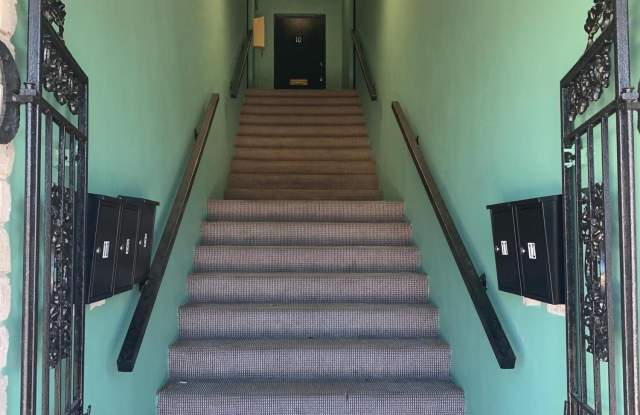 275 Magnolia Avenue Gallery 4