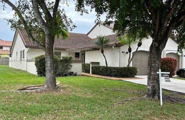 11349 SW 85 LN - 11349 Southwest 85th Lane, Kendall, FL 33173