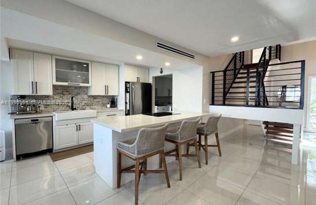 1490 NW 113th Way PEMBROKE PINES, FL 33026 photos photos 1490 NW 113th Way PEMBROKE PINES, FL 33026 photos photos