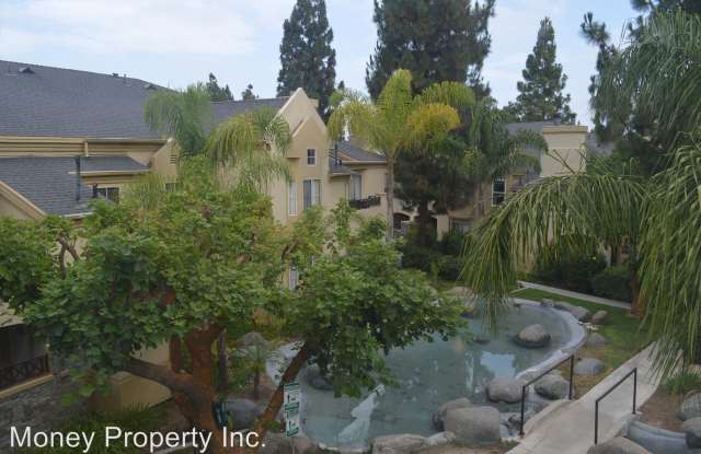 2031 Lakeridge Circle Unit 201 Gallery 4