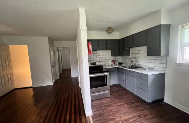 511 SanJuan Drive - East Gallery 3