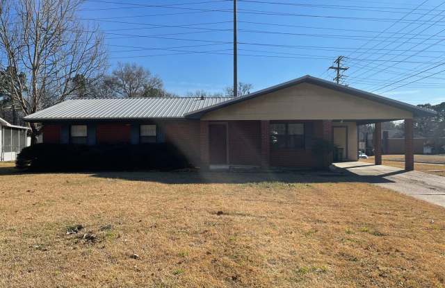 3 Bed/1.5 Bath home in Ridgeland! - 648 Highland Drive, Ridgeland, MS 39157