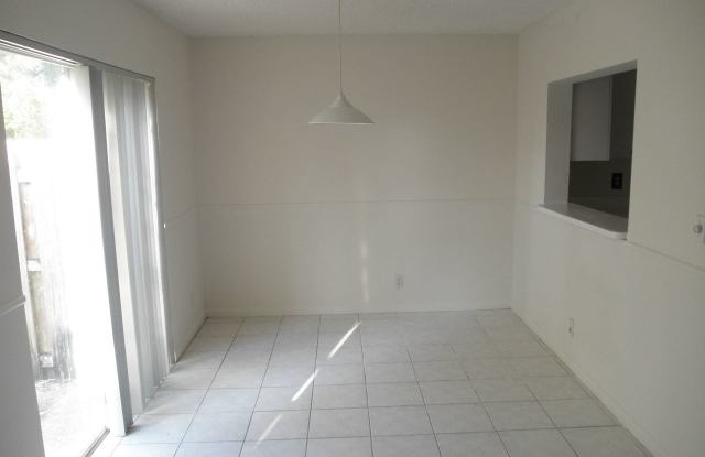 5072 Pine Abbey Drive South Gallery 3