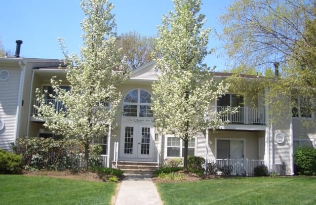 3 Brookside Ln - 3 Brookside Lane, Mount Arlington, NJ 07856
