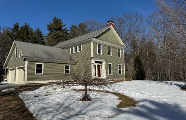 4 bedroom home in Blueberry Hill neighborhood photos photos