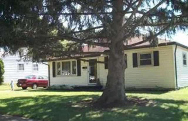 Check out this 3bdr ranch located in Belmont photos photos