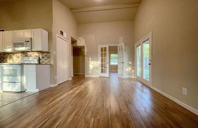 7504 Independence Drive - 7504 Independence Drive, The Colony, TX 75056